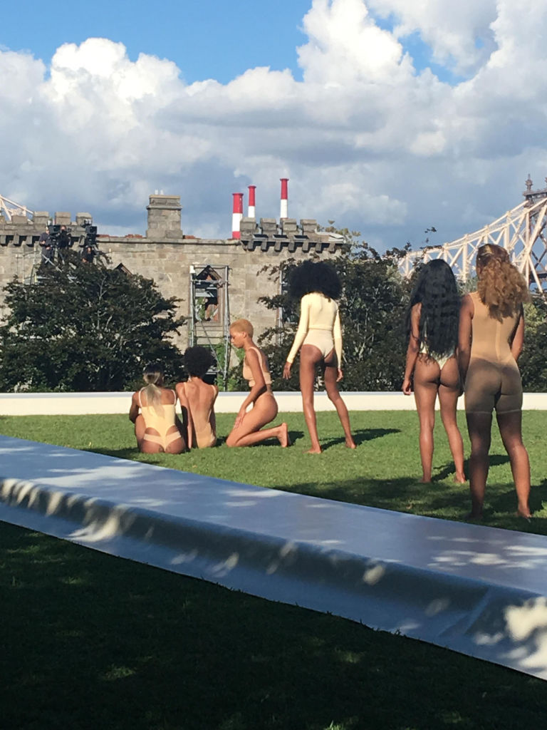 gallery-1473280594-model-fatigue